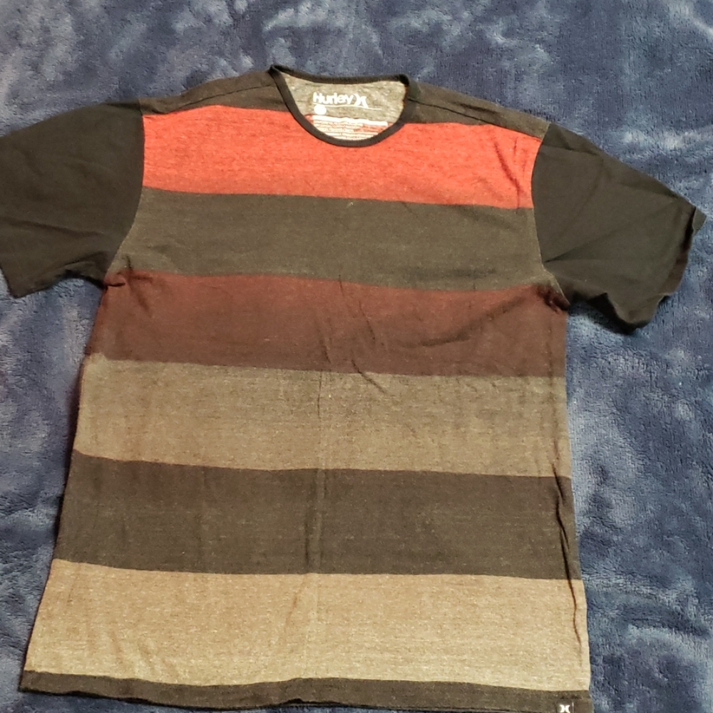 Graphic tee